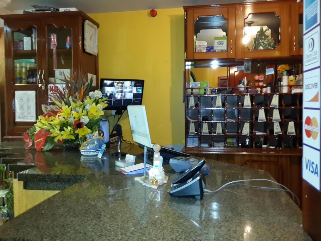 Hotel Gran Quitumbe Quito Exterior photo